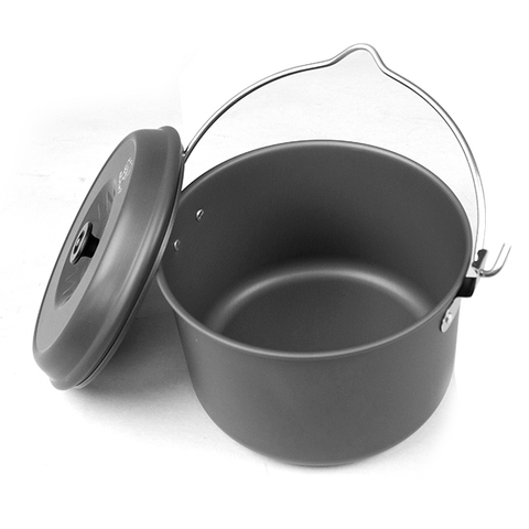 Conjunto de panelas de acampamento cinza alumínio ao ar livre